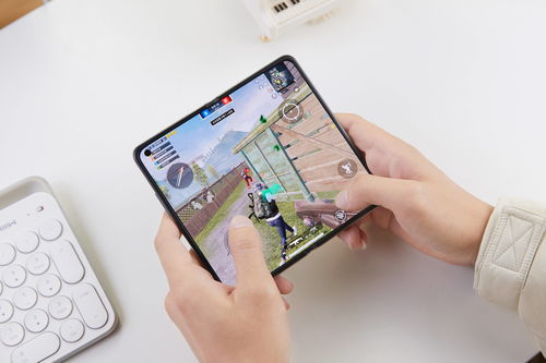 折疊屏手機玩游戲怎么樣？OPPO新機展現軟件適配實力，誰用誰知道